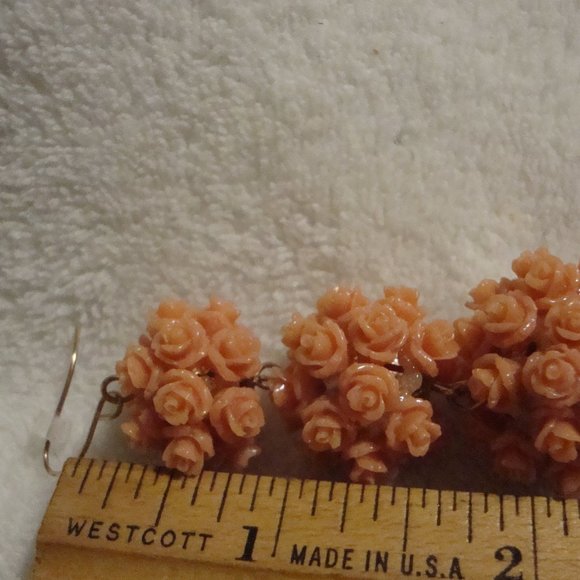 Blingy Skull and Roses Earrings - Picture 3 of 5